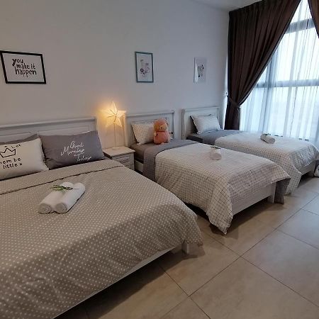 99кв.м 2, 2 баня Апартамент
 в Център на Малака Malacca Екстериор снимка